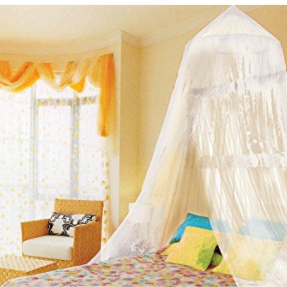 White Netting Canopy for Twin or Full Size Bed. New in package.